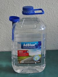 AdBlue hochreine Harnstoff- lösung 32,5% f. SCR, 5L Abgasnachbehandlung